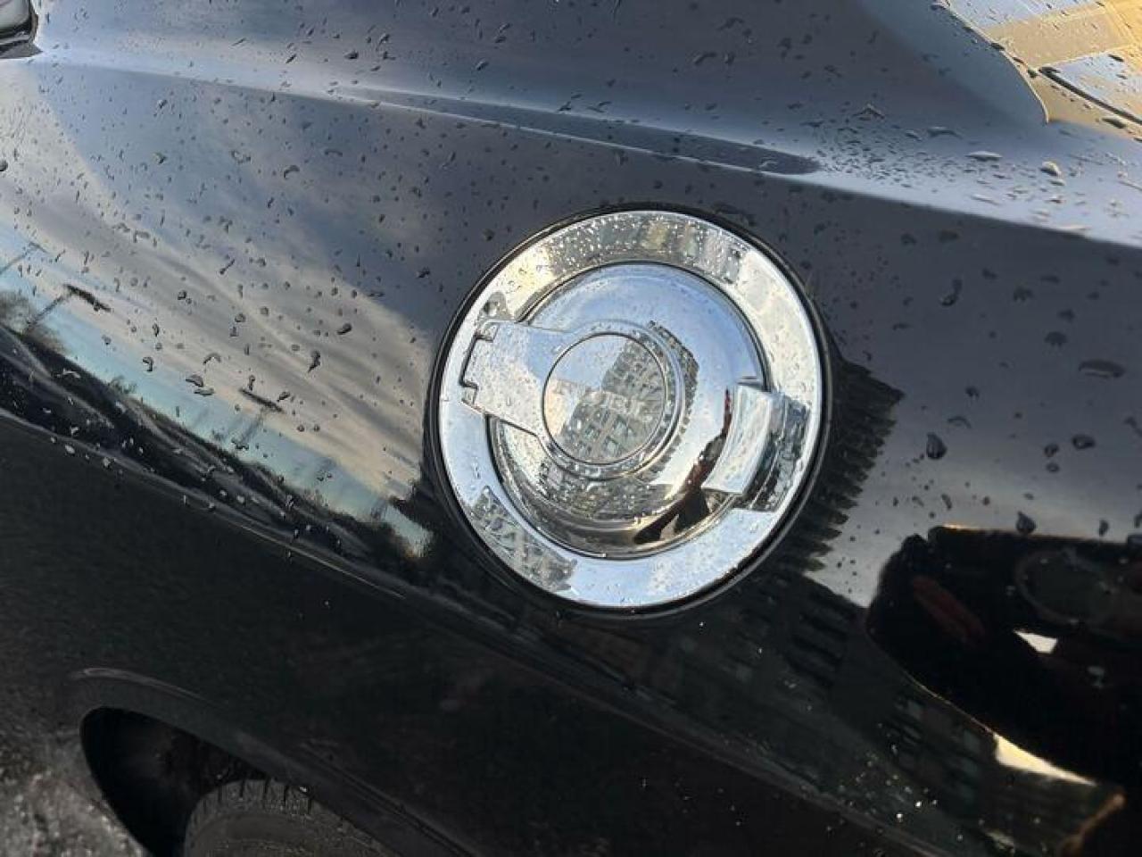 2018 Dodge Challenger SXT 2dr Rear-Wheel Drive Coupe Photo