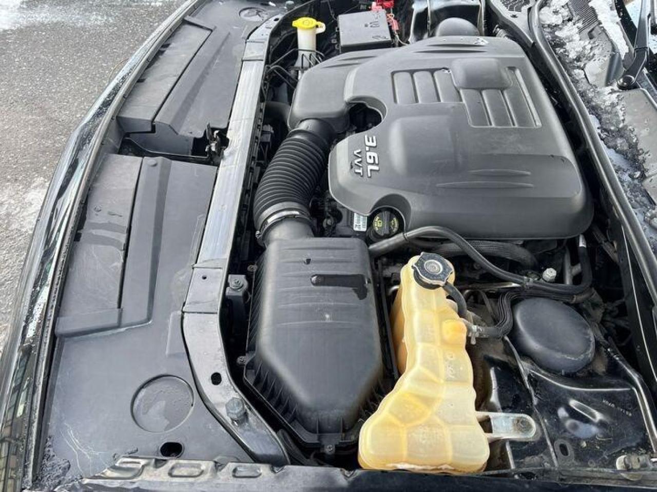 2018 Dodge Challenger SXT 2dr Rear-Wheel Drive Coupe Photo