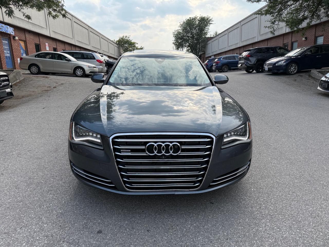 2014 Audi A8 L 4dr Sdn 3.0L TDI, INDIVIDUAL PACKAGE Photo