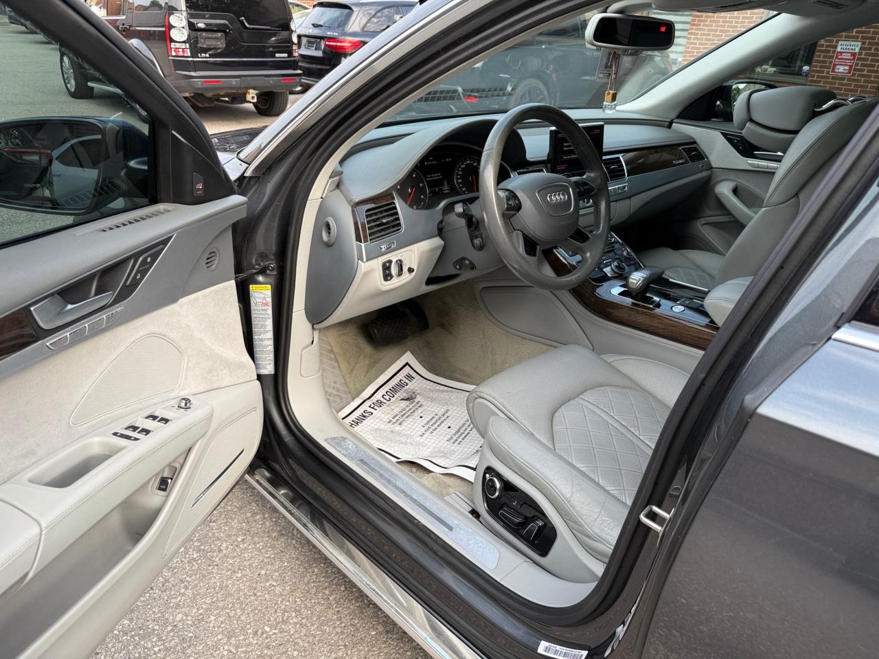 2014 Audi A8 L 4dr Sdn 3.0L TDI, INDIVIDUAL PACKAGE Photo