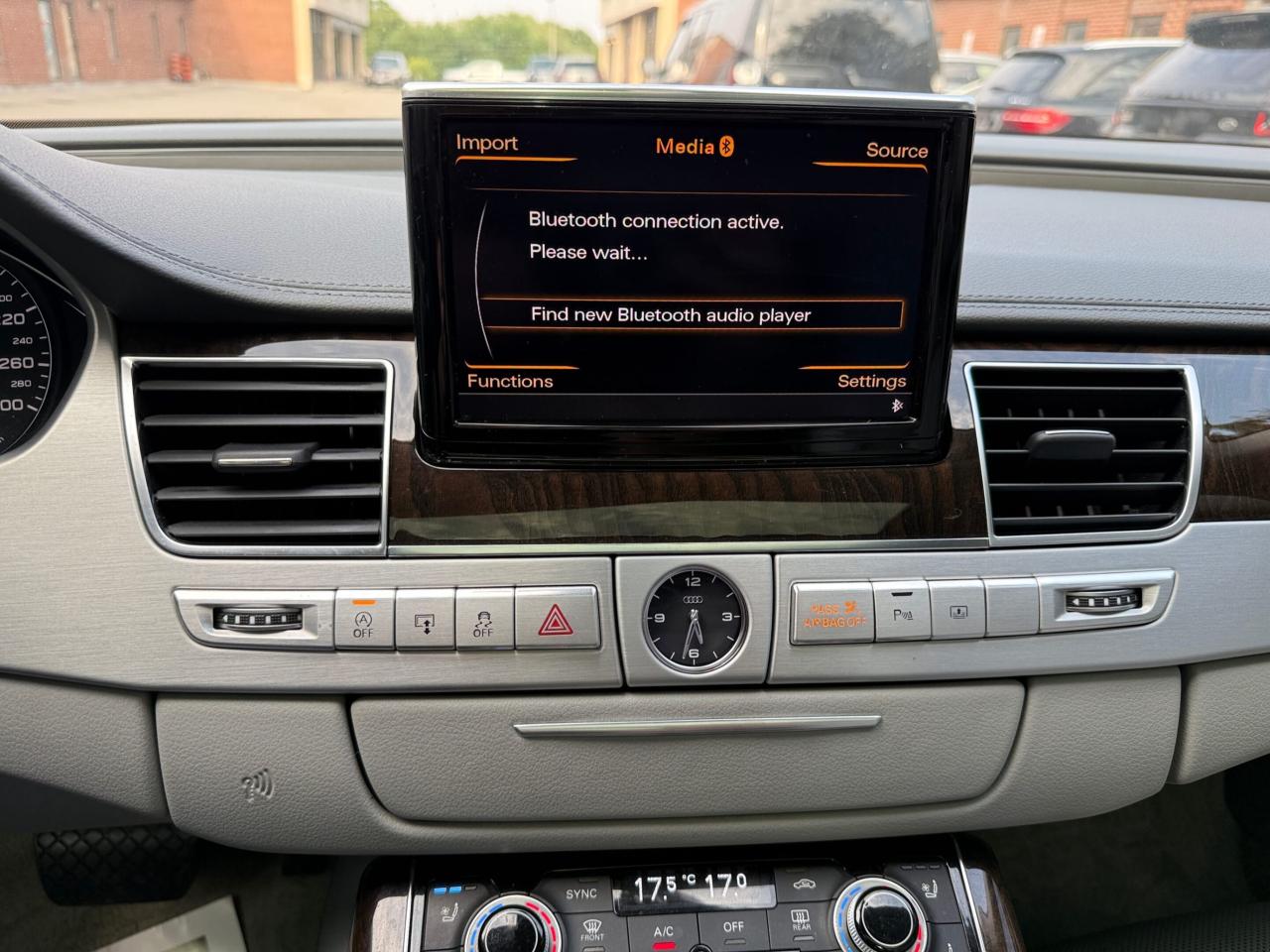 2014 Audi A8 L 4dr Sdn 3.0L TDI, INDIVIDUAL PACKAGE Photo