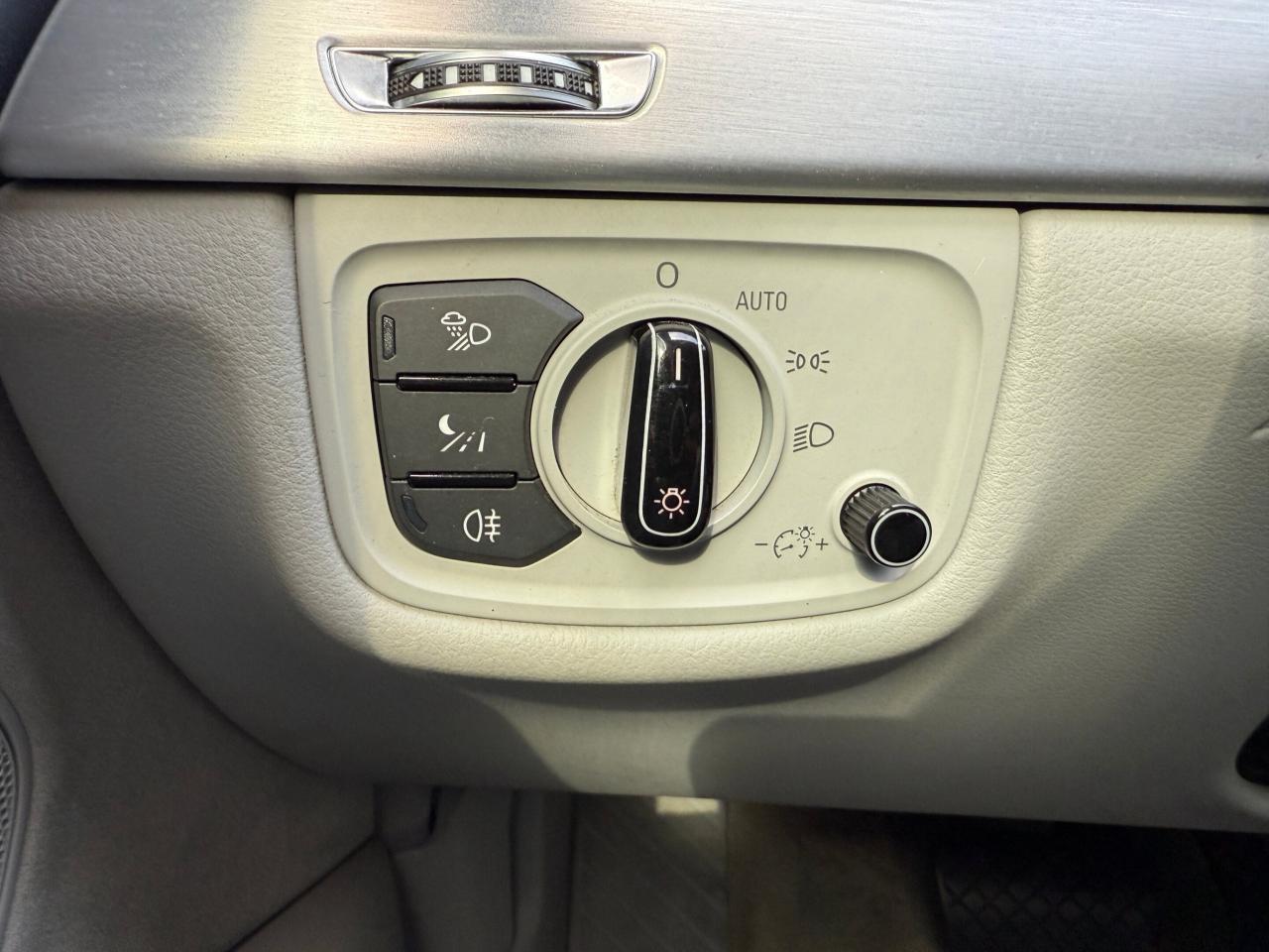 2014 Audi A8 L 4dr Sdn 3.0L TDI, INDIVIDUAL PACKAGE Photo