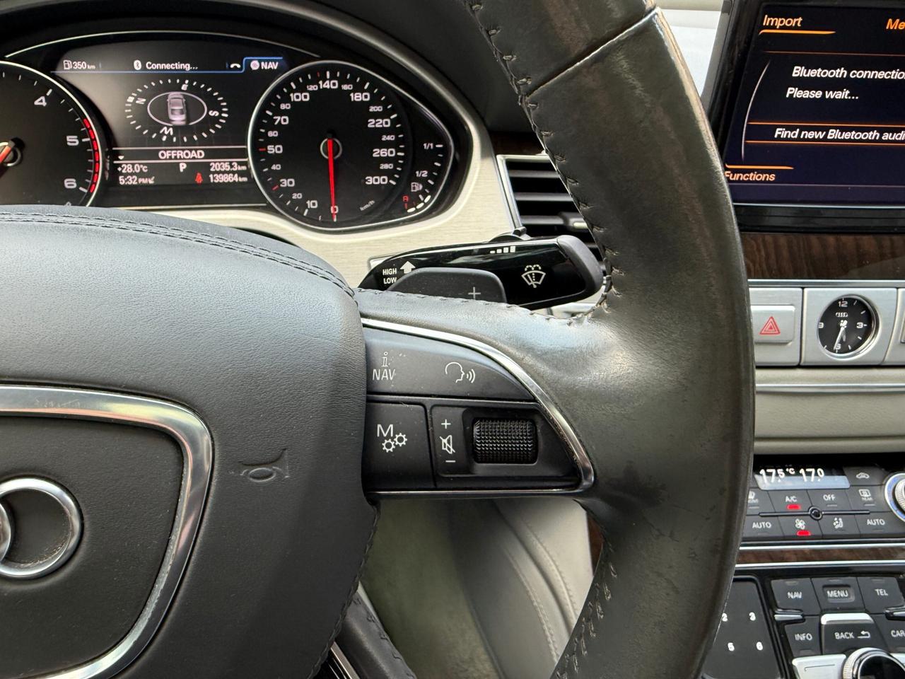 2014 Audi A8 L 4dr Sdn 3.0L TDI, INDIVIDUAL PACKAGE Photo