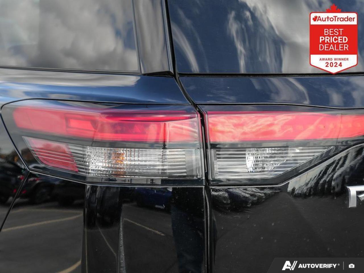 2024 Nissan Pathfinder SV 4dr 4x4 Photo