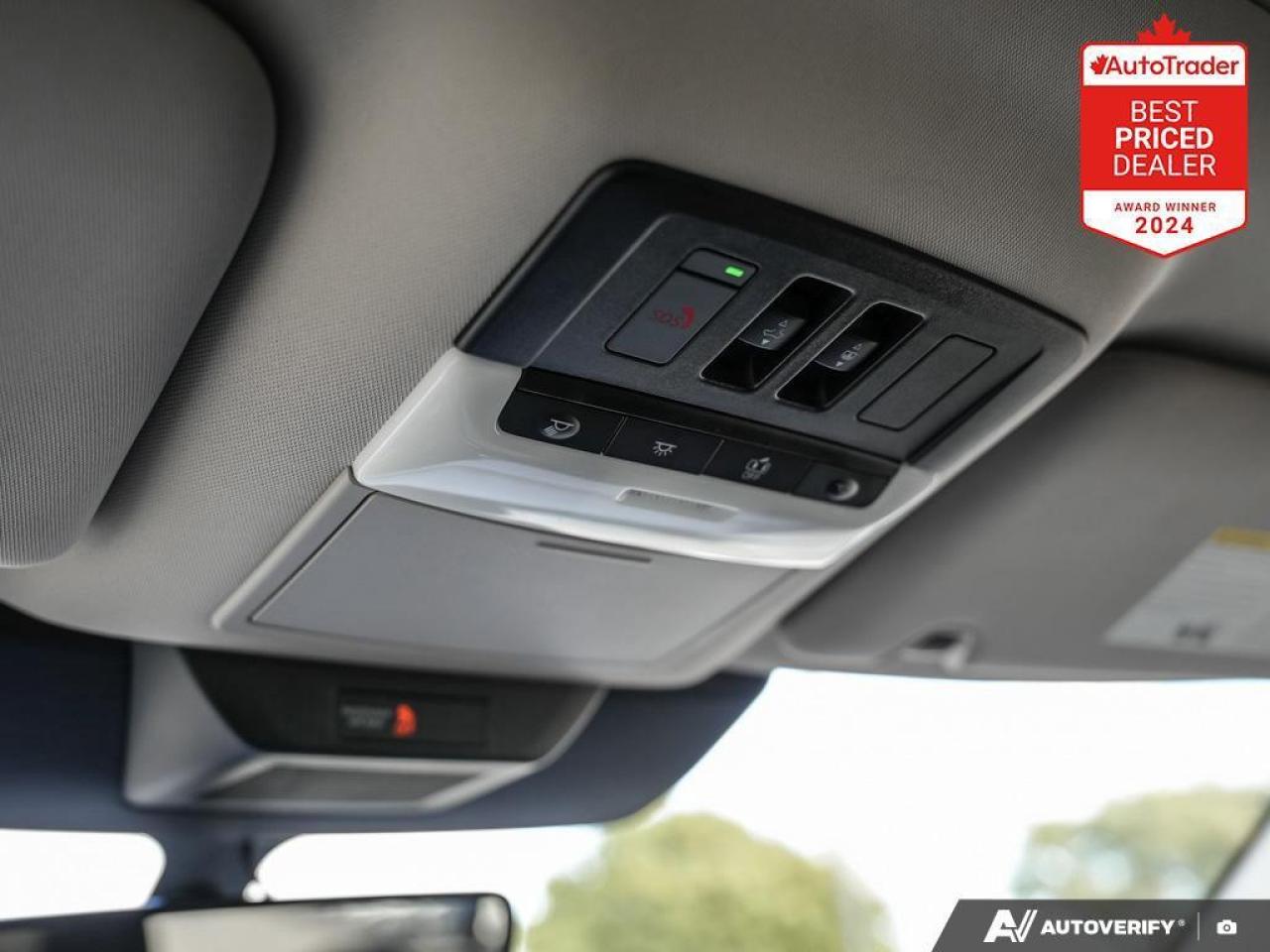 2024 Nissan Pathfinder SV 4dr 4x4 Photo