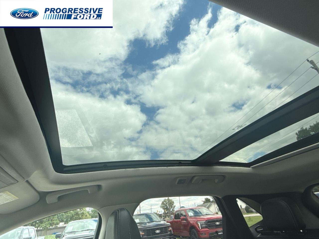 2022 Ford Escape SEL 4dr All-Wheel Drive Photo