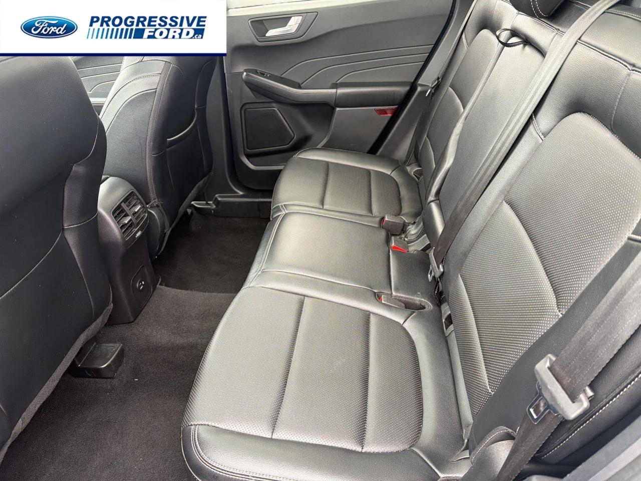 2022 Ford Escape SEL 4dr All-Wheel Drive Photo