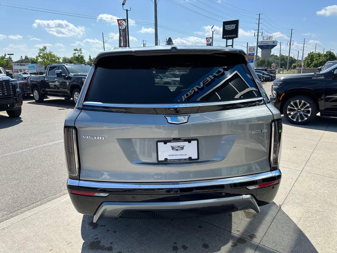 2026 Cadillac VISTIQ Premium Luxury 4dr All-Wheel Drive Photo