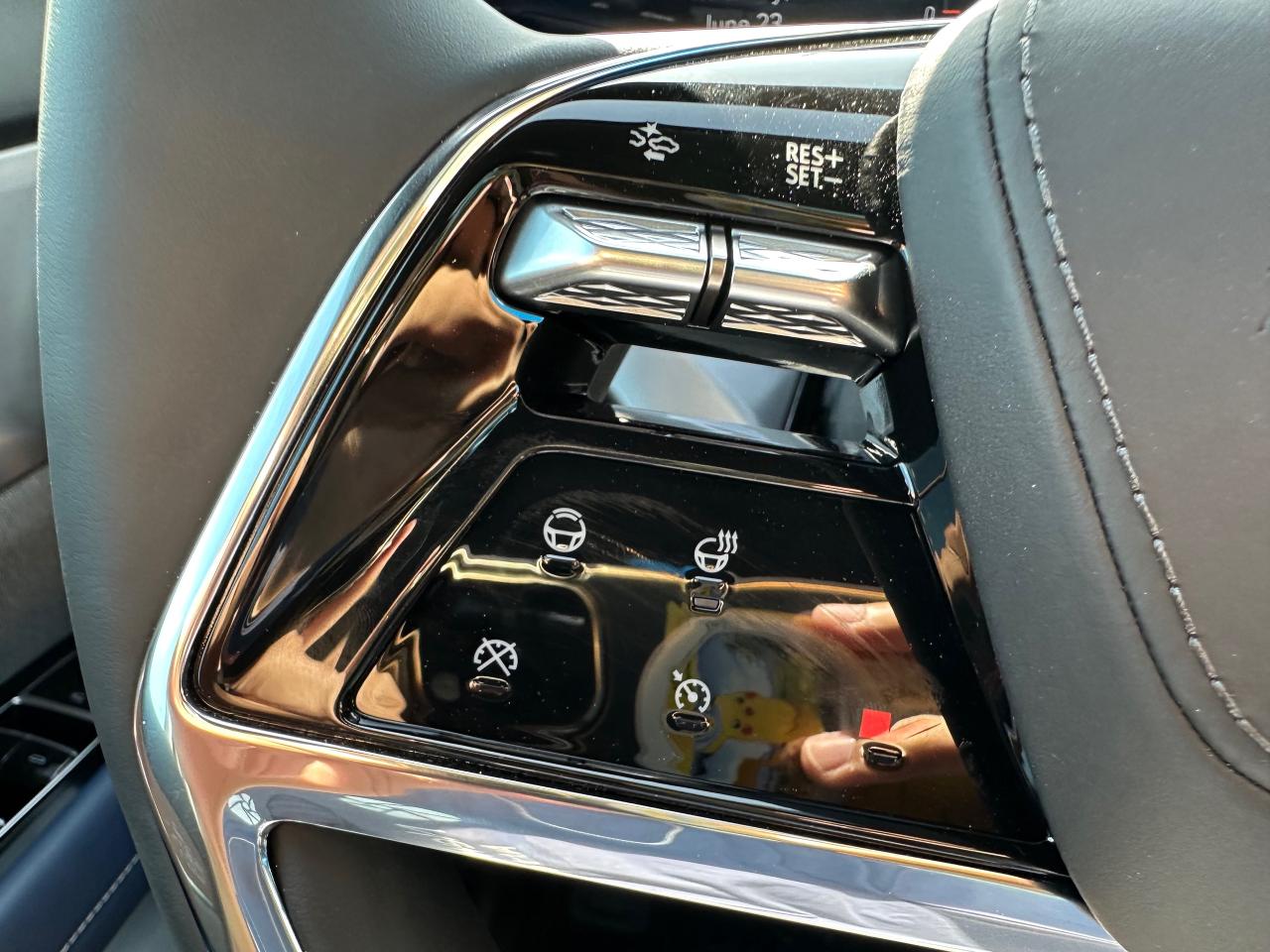 2026 Cadillac VISTIQ Premium Luxury 4dr All-Wheel Drive Photo