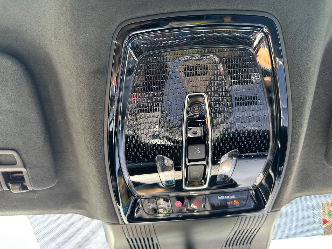 2026 Cadillac VISTIQ Premium Luxury 4dr All-Wheel Drive Photo