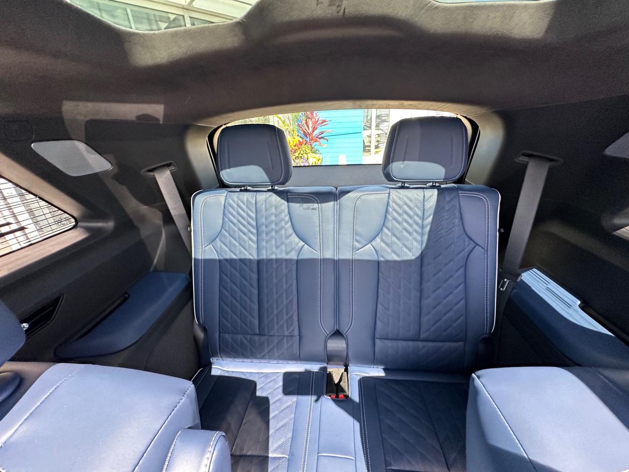 2026 Cadillac VISTIQ Premium Luxury 4dr All-Wheel Drive Photo