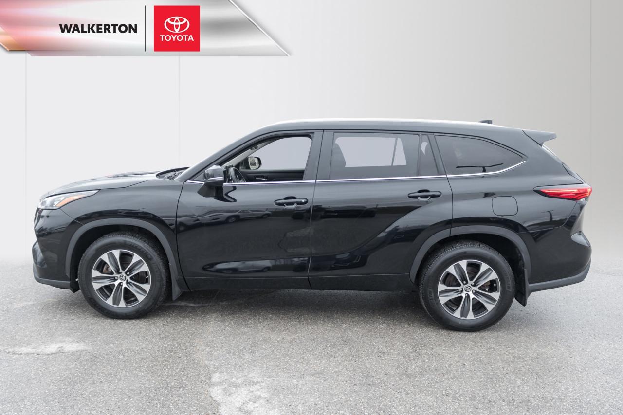 2023 Toyota Highlander XLE 4dr All-wheel Drive Photo