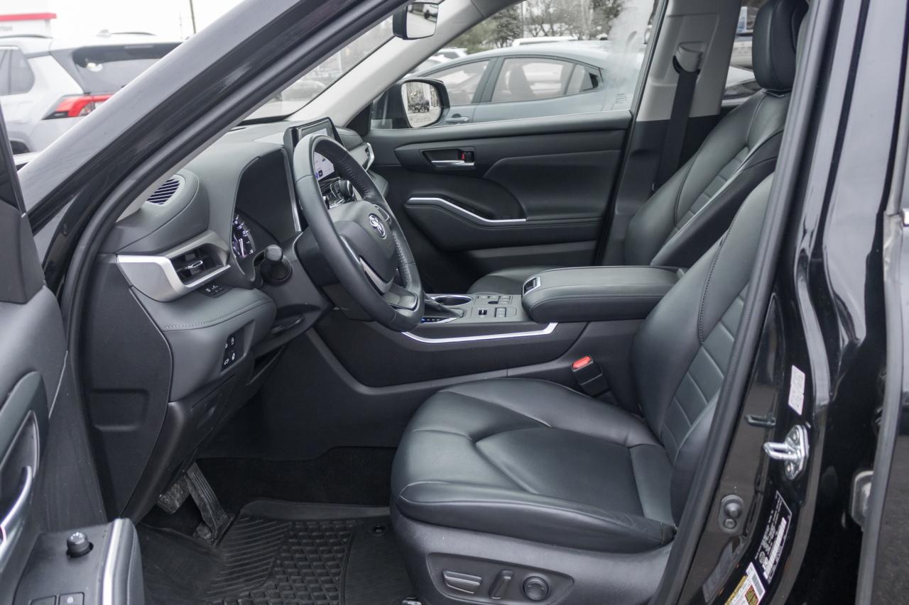 2023 Toyota Highlander XLE 4dr All-wheel Drive Photo