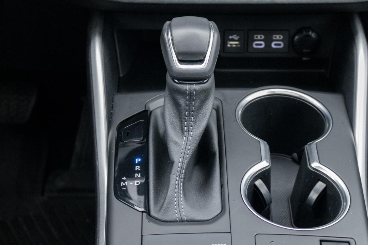 2023 Toyota Highlander XLE 4dr All-wheel Drive Photo