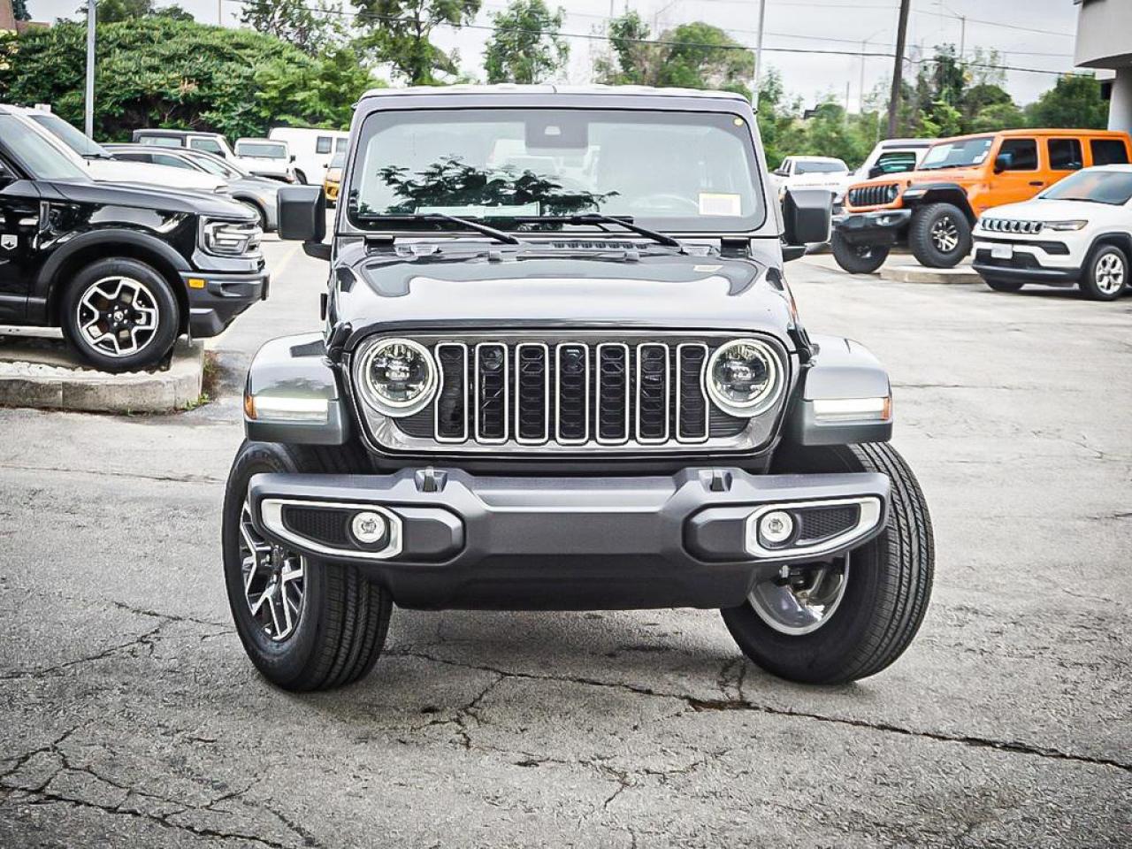 2025 Jeep Wrangler  Photo