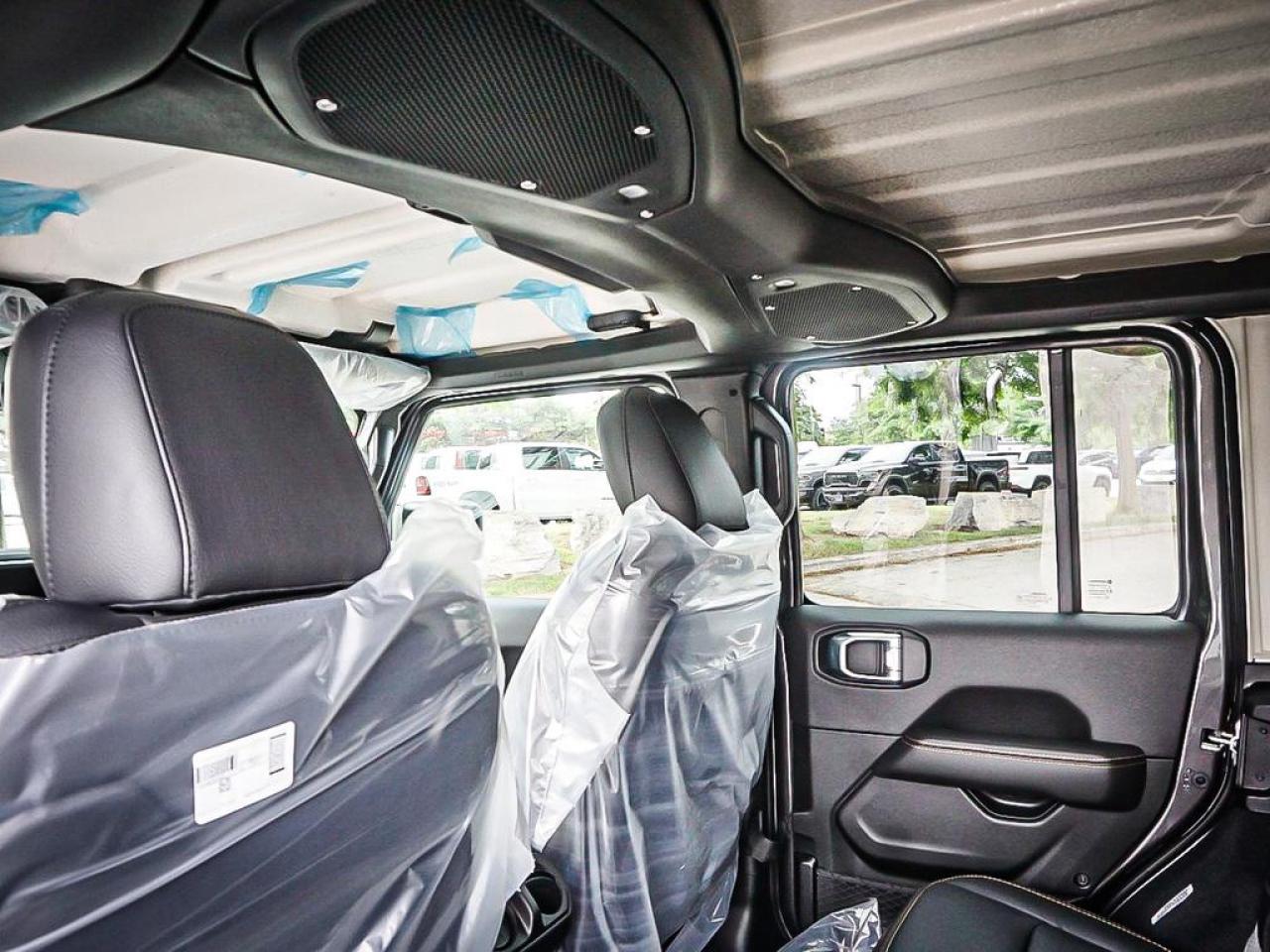 2025 Jeep Wrangler  Photo