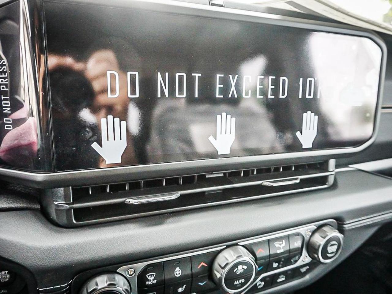 2025 Jeep Wrangler  Photo