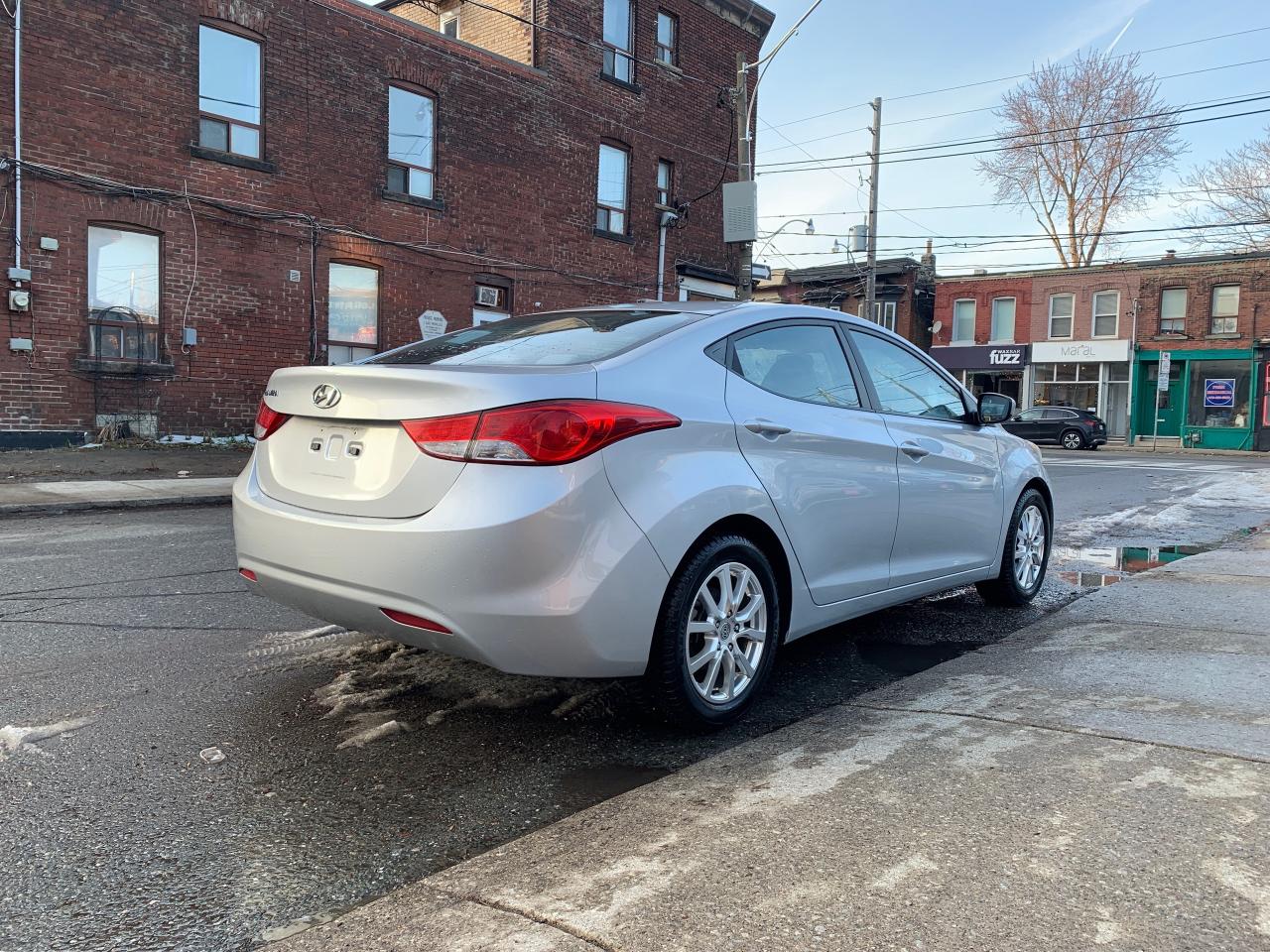 2011 Hyundai Elantra 4DR SDN AUTO GL Photo