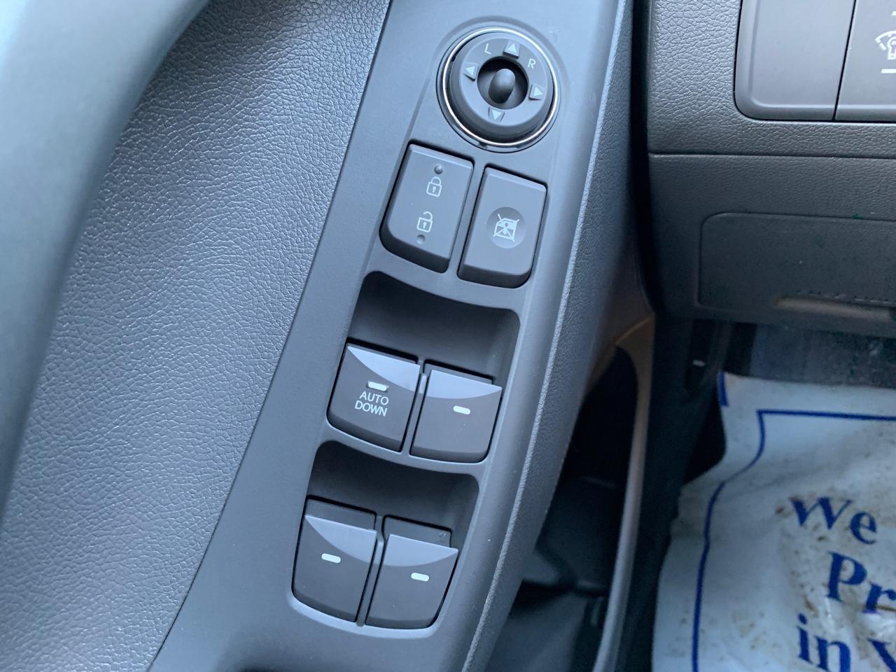 2011 Hyundai Elantra 4DR SDN AUTO GL Photo