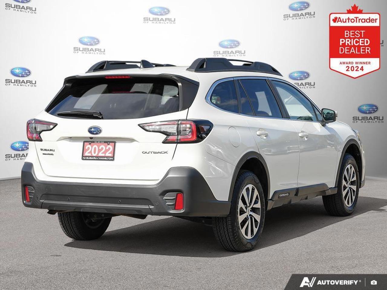 2022 Subaru Outback Touring 4dr All-Wheel Drive Photo4