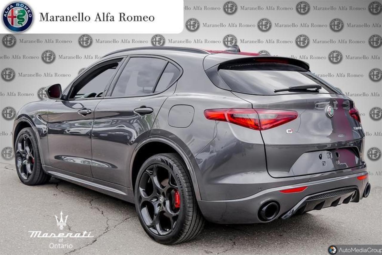 2022 Alfa Romeo Stelvio Ti 4dr All-Wheel Drive Photo4