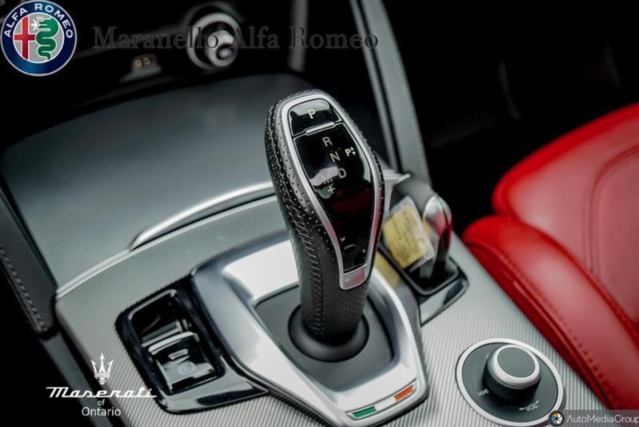 2022 Alfa Romeo Stelvio Ti 4dr All-Wheel Drive Photo