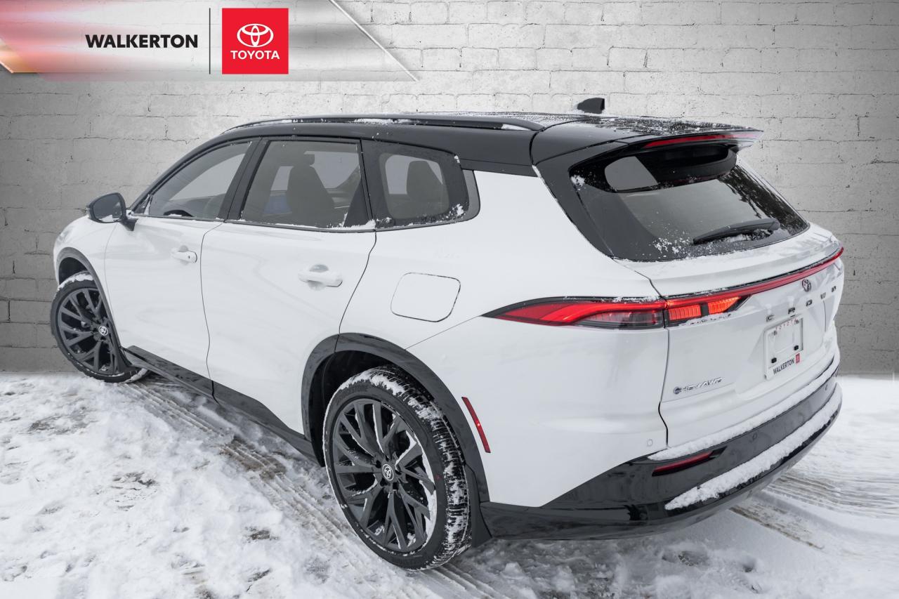 2025 Toyota Crown Signia Limited 4dr All-Wheel Drive Photo