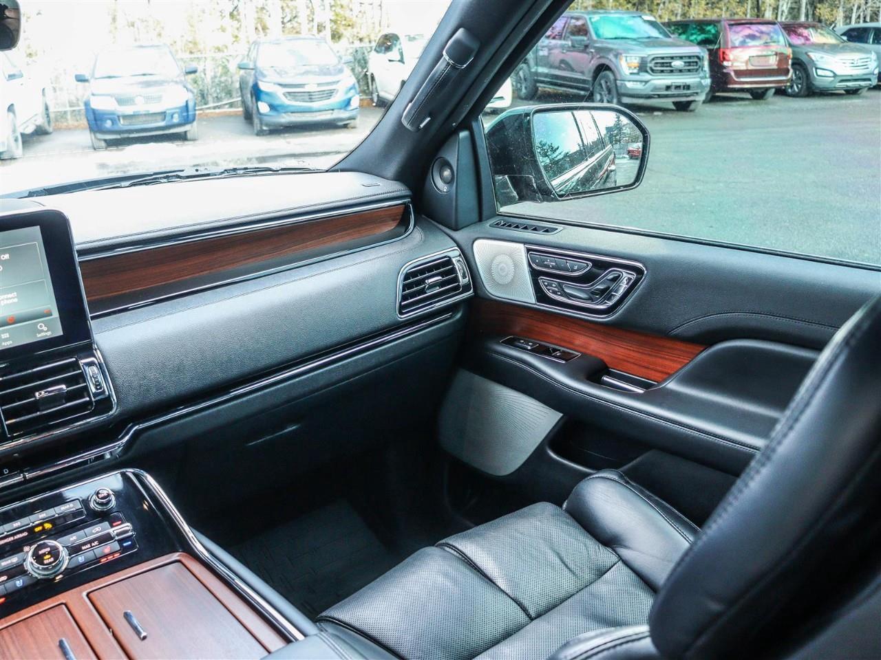 2020 Lincoln Navigator L Reserve 4dr 4x4 Photo