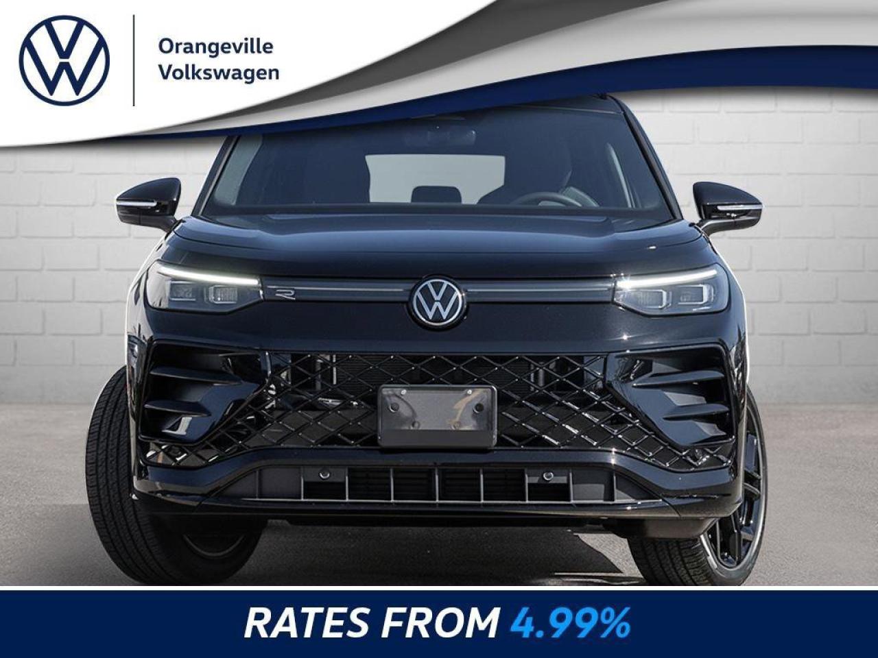 2026 Volkswagen Tiguan Comfortline R-Line Black Edition 4MOTION Photo