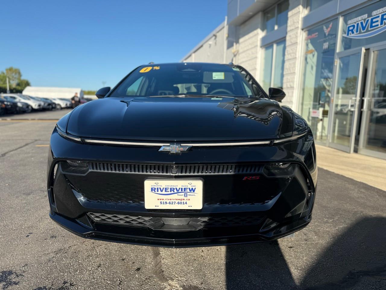 2025 Chevrolet Equinox EV RS 4dr Photo