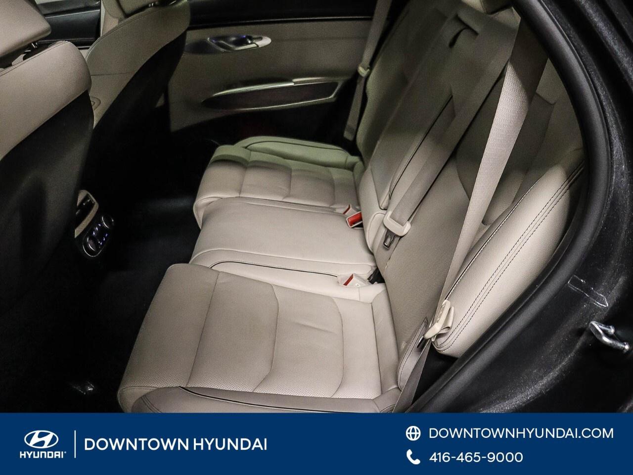 2023 Genesis GV70 2.5T Advanced Plus AWD Photo