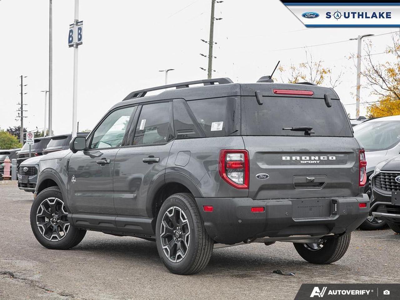 2025 Ford Bronco Sport Outer Banks 4dr 4x4 Photo3