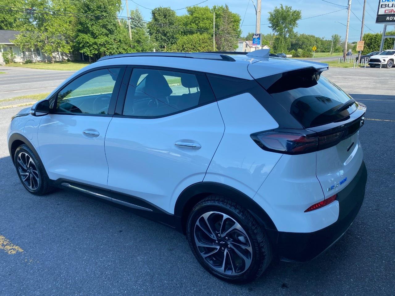 2023 Chevrolet Bolt EUV FWD 4dr Premier Photo