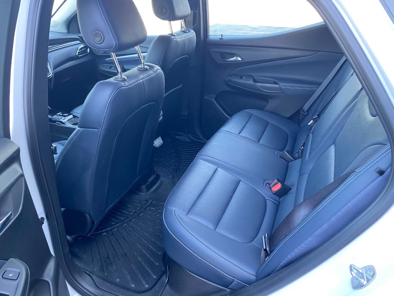 2023 Chevrolet Bolt EUV FWD 4dr Premier Photo