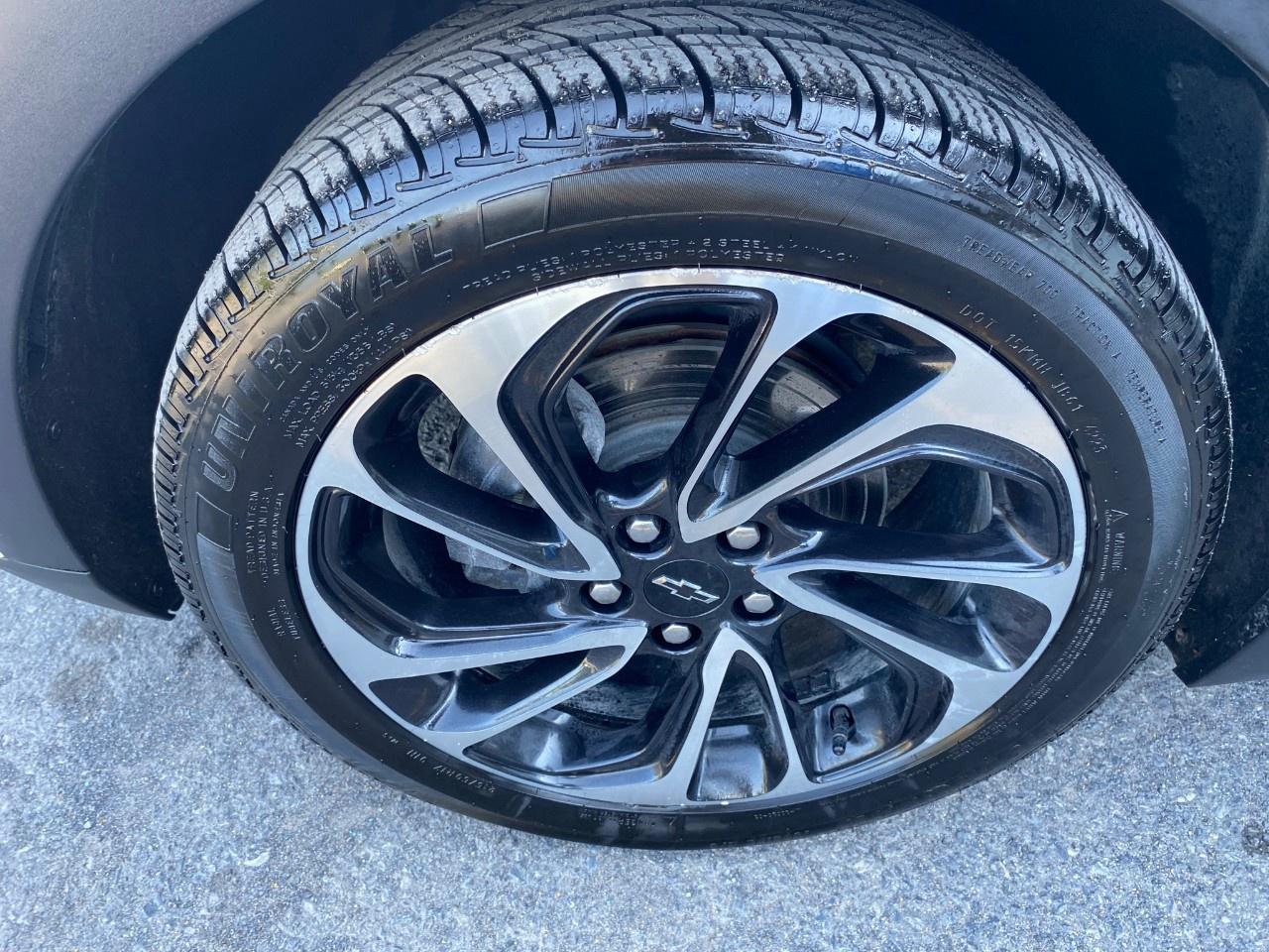 2023 Chevrolet Bolt EUV FWD 4dr Premier Photo