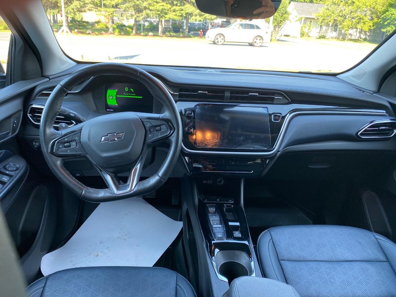 2023 Chevrolet Bolt EUV FWD 4dr Premier Photo