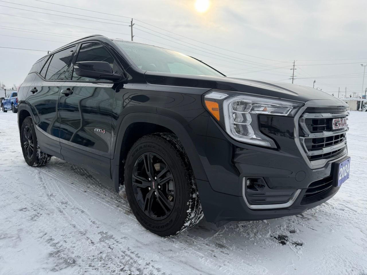 2024 GMC Terrain AWD AT4 Photo