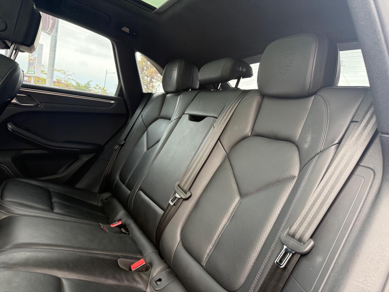 2023 Porsche Macan T 4dr All-Wheel Drive Photo