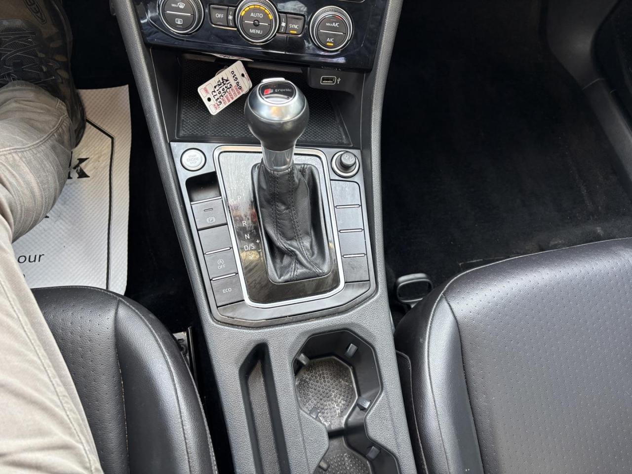 2019 Volkswagen Jetta 1.4 TSI Highline (A8) 4dr Sedan Photo