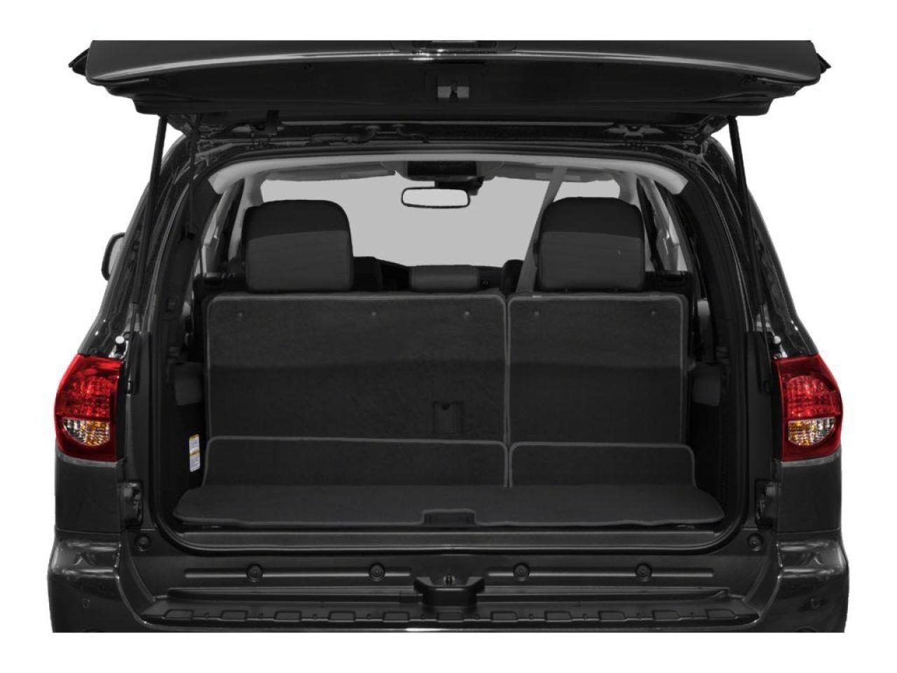 2022 Toyota Sequoia Platinum 4dr 4x4 Photo