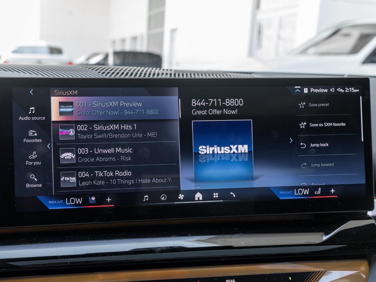 2025 BMW 550e xDrive 4dr All-Wheel Drive Sedan Photo