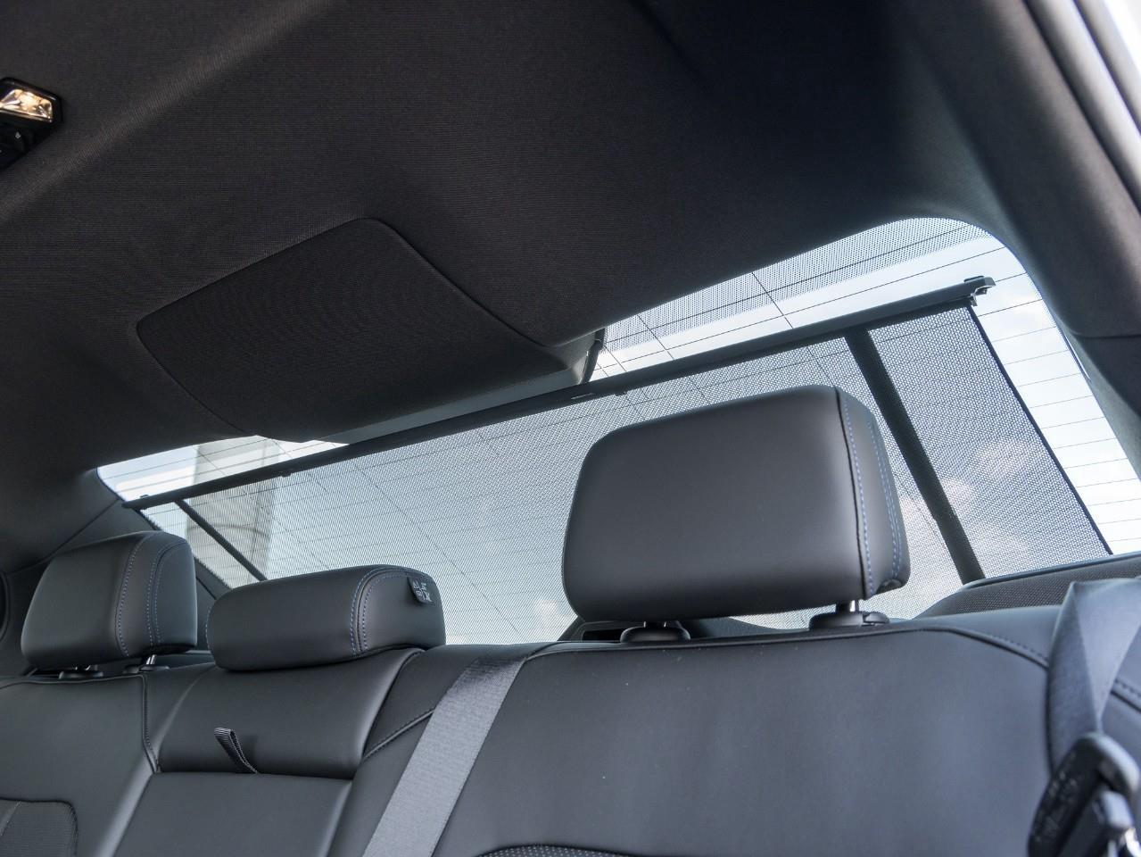 2025 BMW 550e xDrive 4dr All-Wheel Drive Sedan Photo