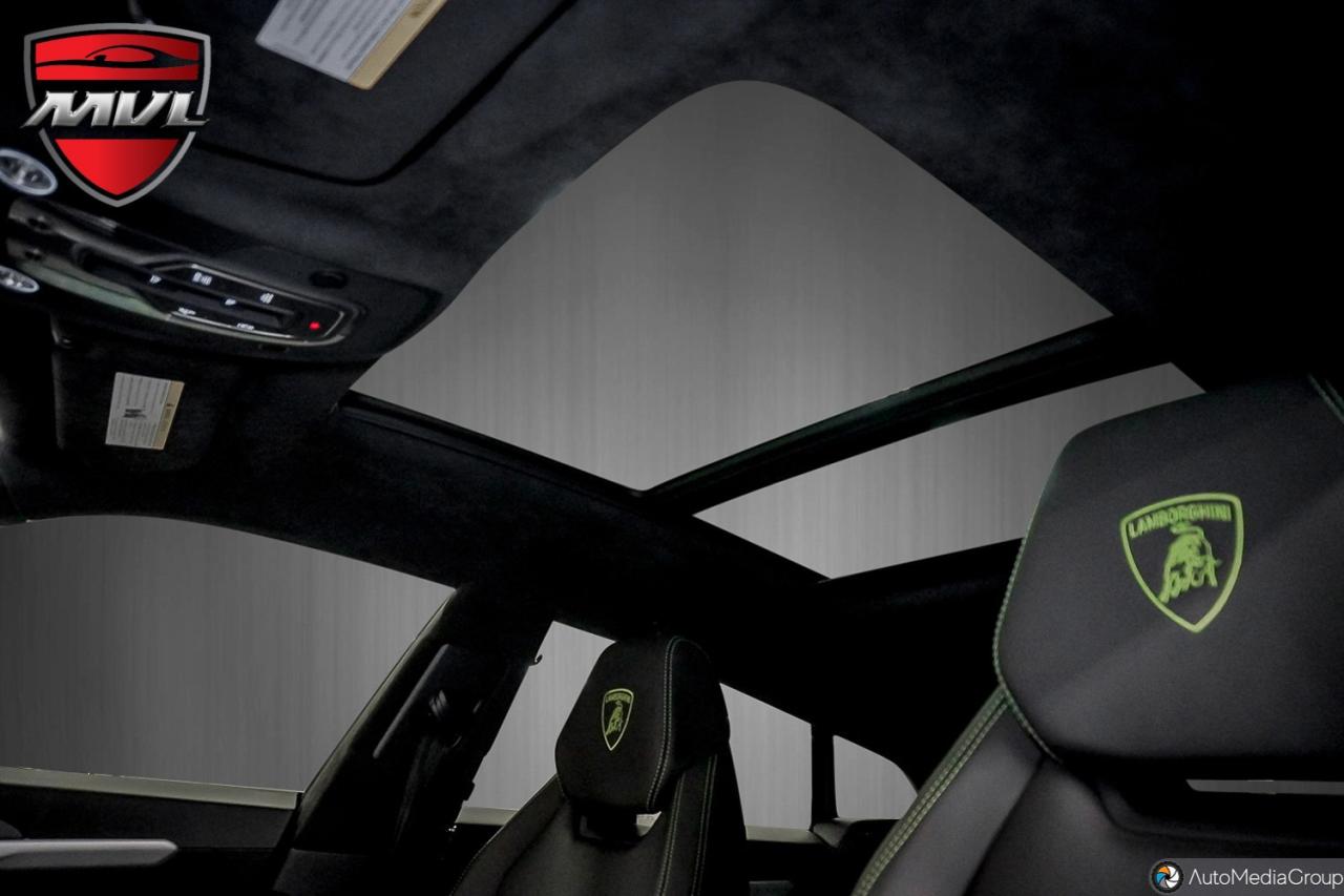 2020 Lamborghini Urus  Photo