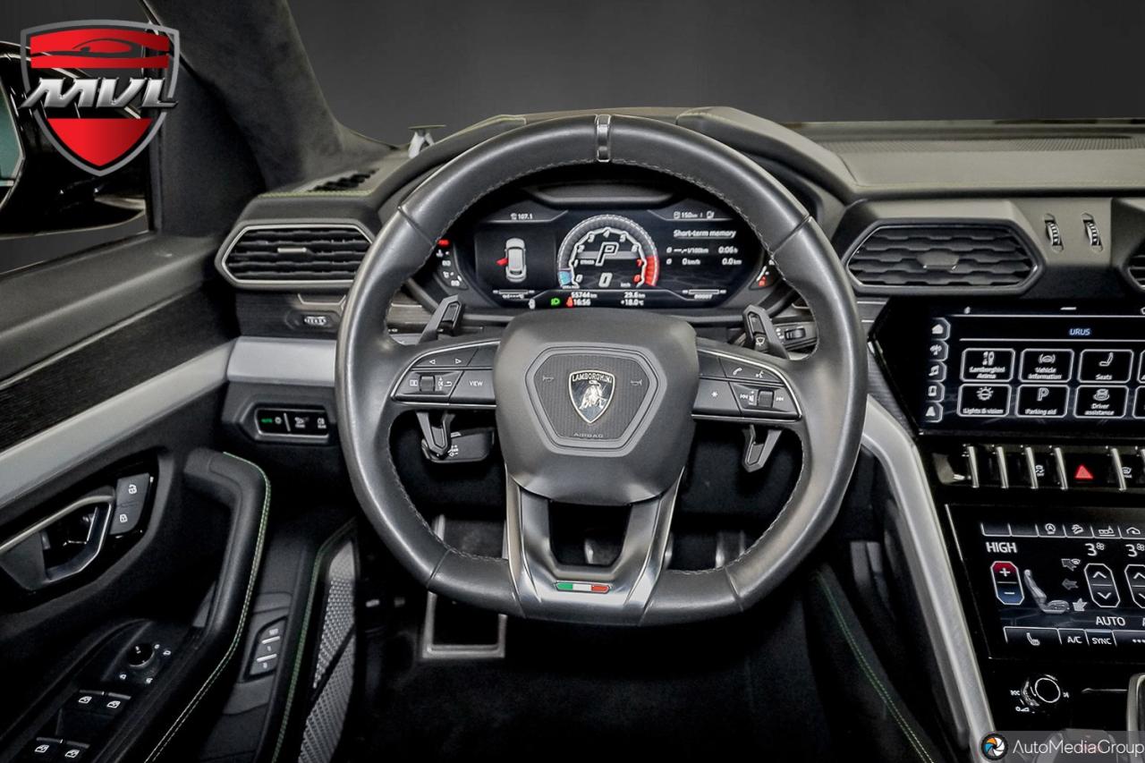 2020 Lamborghini Urus  Photo