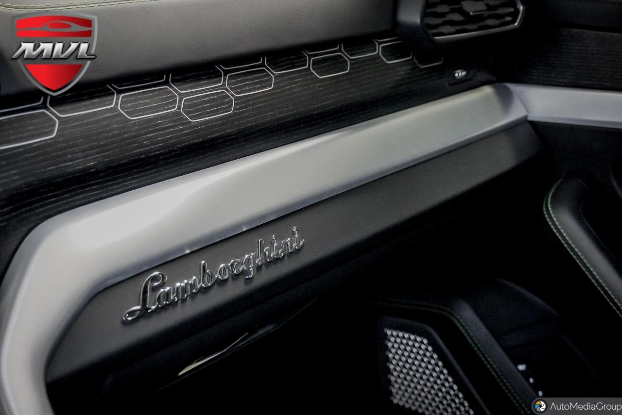 2020 Lamborghini Urus  Photo