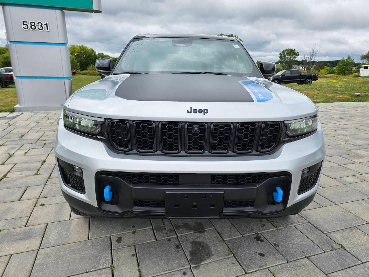 2022 Jeep Grand Cherokee 4xe Trailhawk 4dr 4x4 Photo