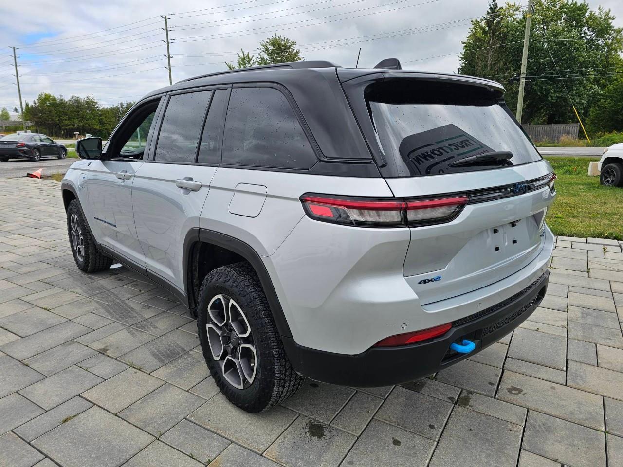 2022 Jeep Grand Cherokee 4xe Trailhawk 4dr 4x4 Photo