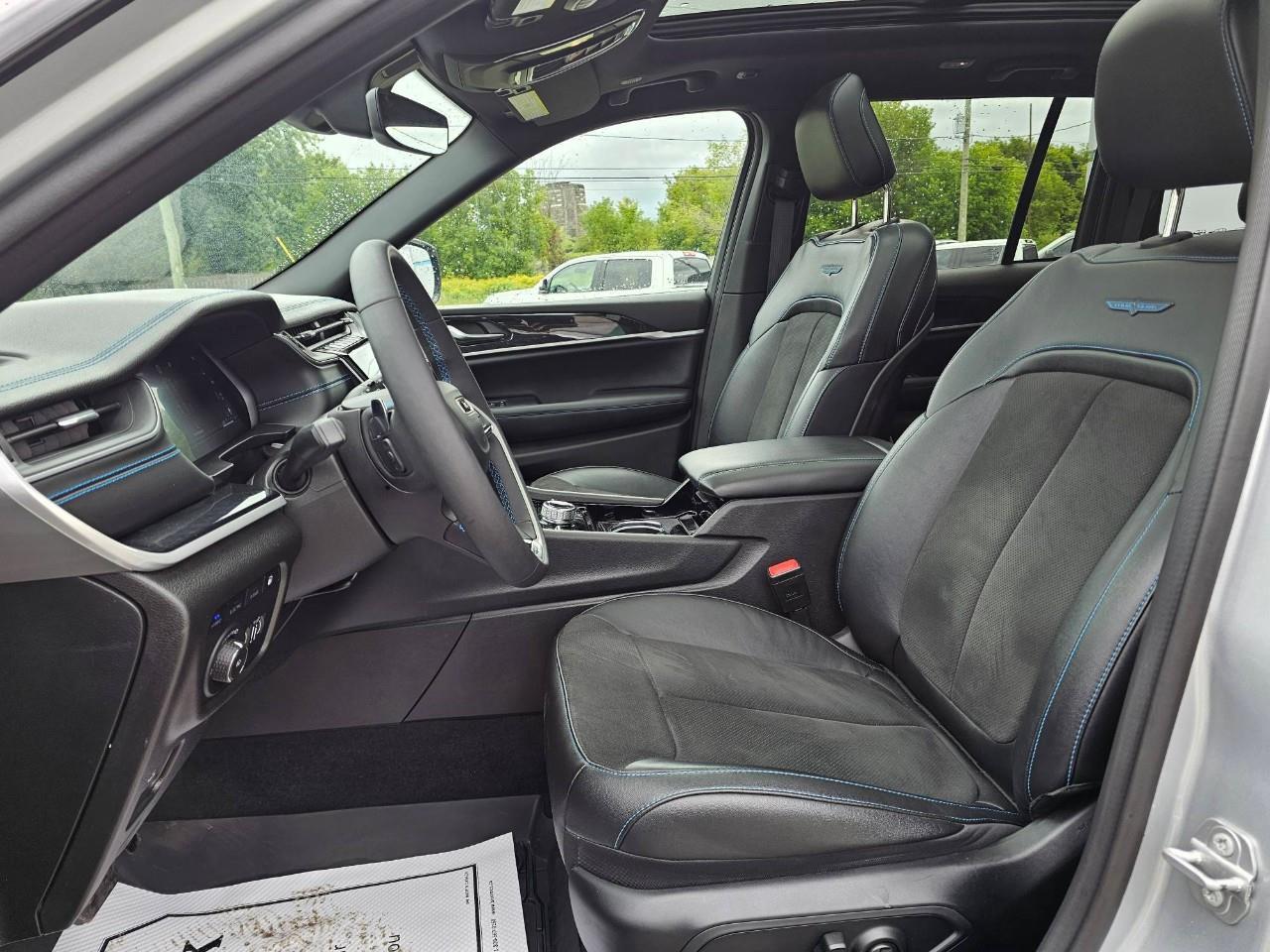 2022 Jeep Grand Cherokee 4xe Trailhawk 4dr 4x4 Photo