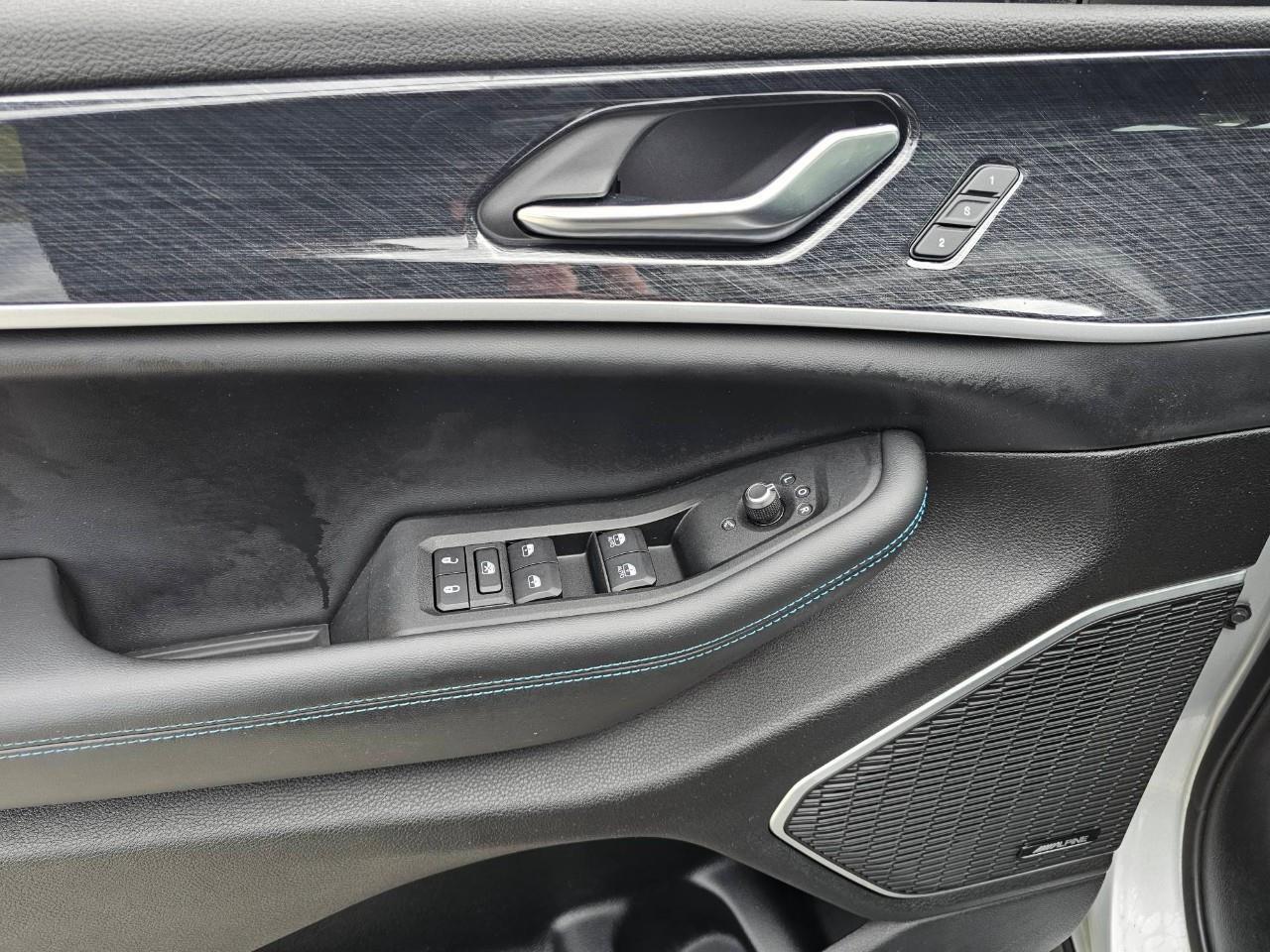 2022 Jeep Grand Cherokee 4xe Trailhawk 4dr 4x4 Photo