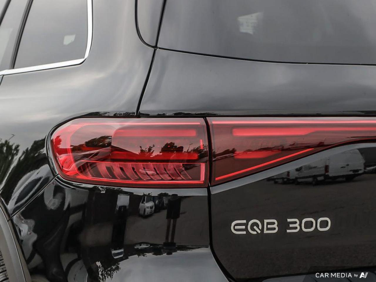 2025 Mercedes-Benz EQB 300 Base EQB 300 4dr All-Wheel Drive 4MATIC Photo